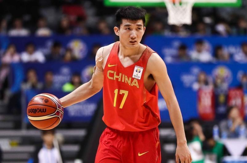  昂热锋线集体低迷，错失单刀机会憾负里尔